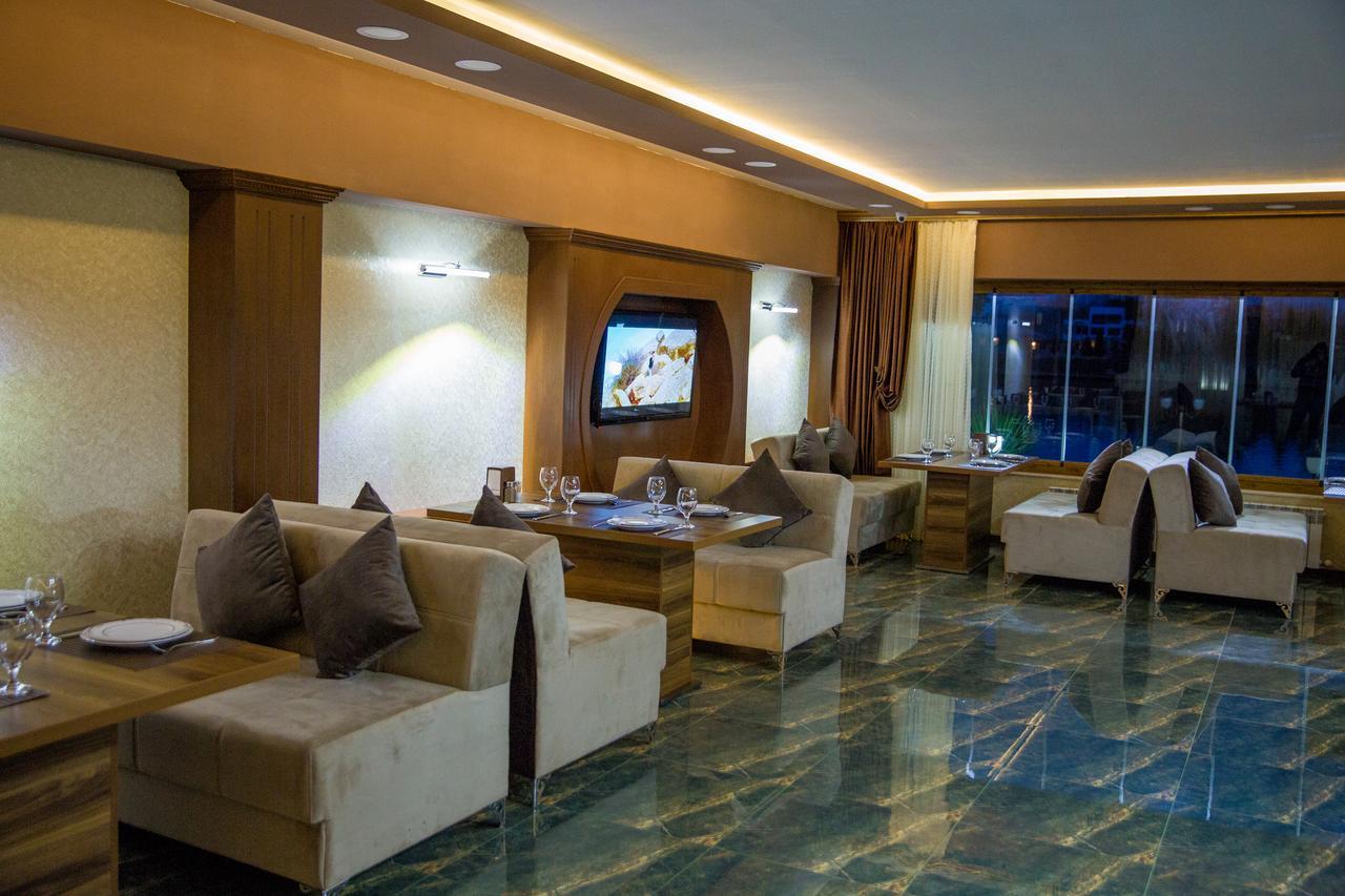 Semeni Hotel & Restaurant Мингечевир Экстерьер фото
